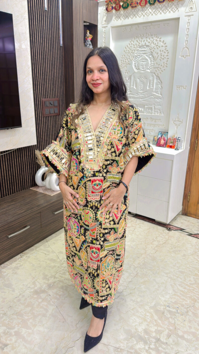 Handcrafted tunic set