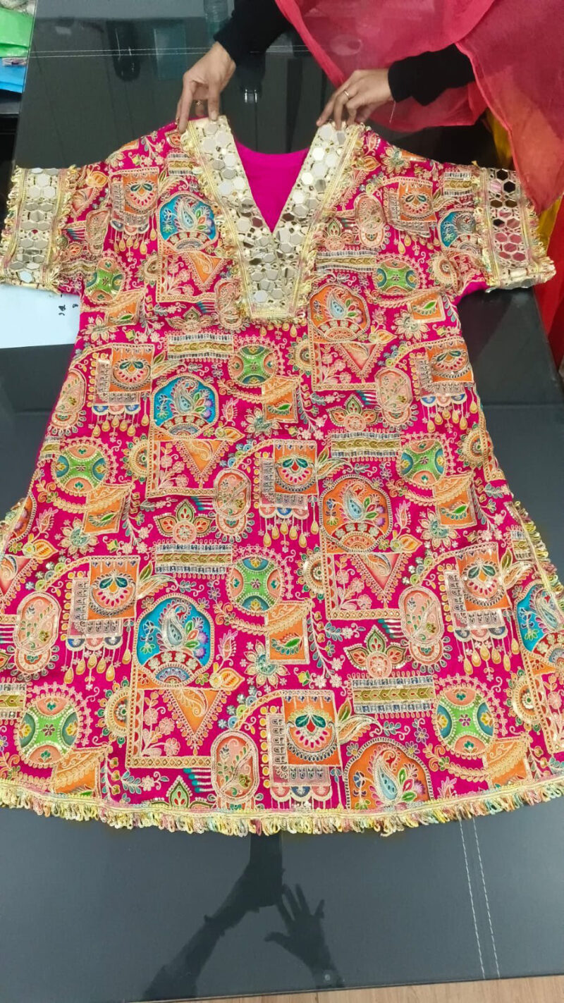 Handcrafted tunic set - Image 4