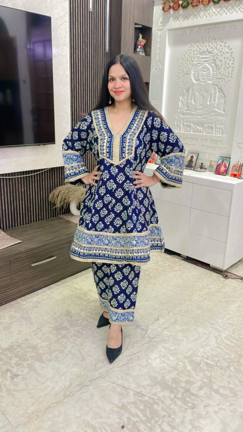 Batik print Anarkali tunic set - Image 2