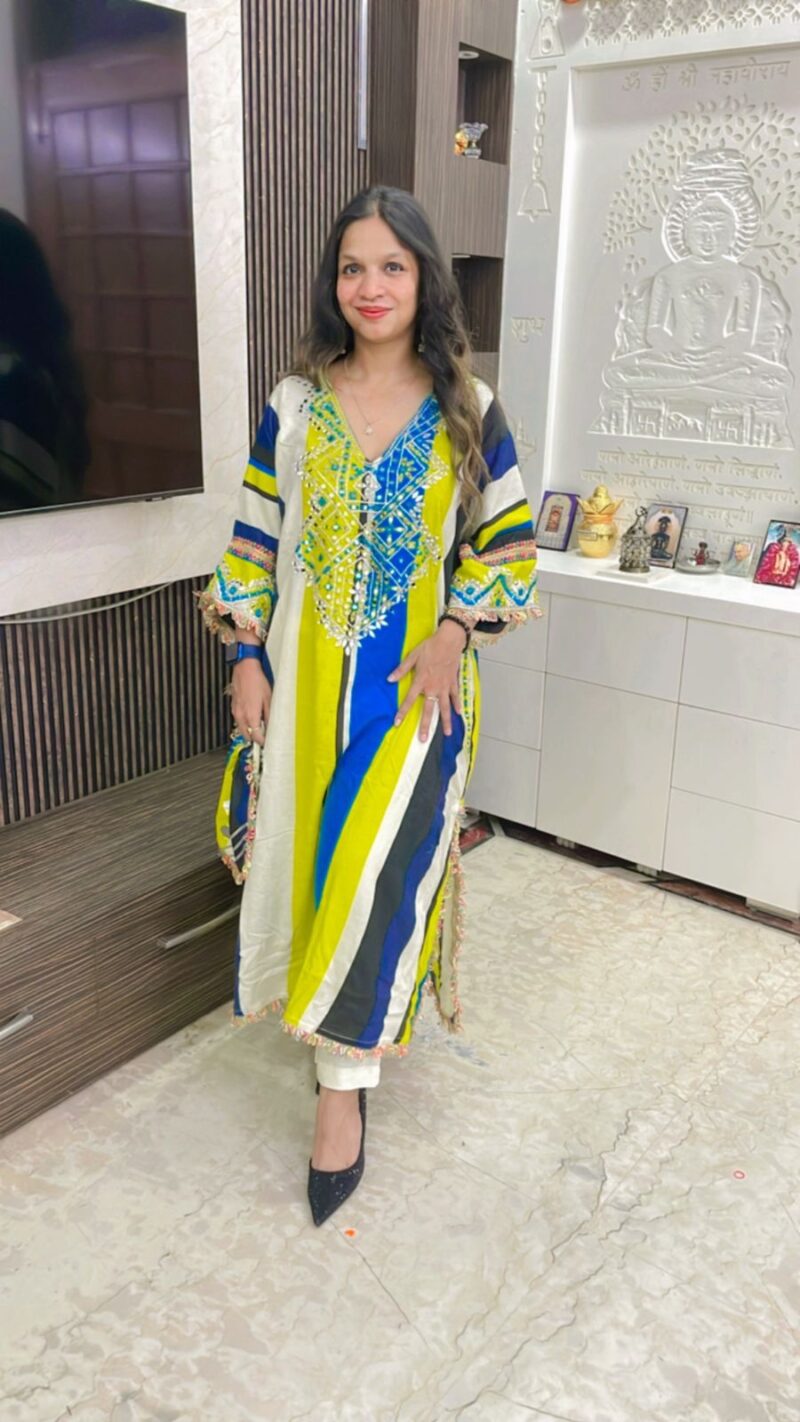 Multi colour chogha set - Image 2